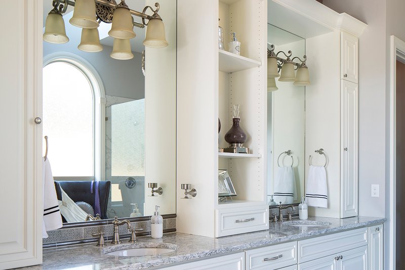 House Plan Design - Interior - Master Bathroom for European House Plan #48-650 - 4 bed, 4.5 bath