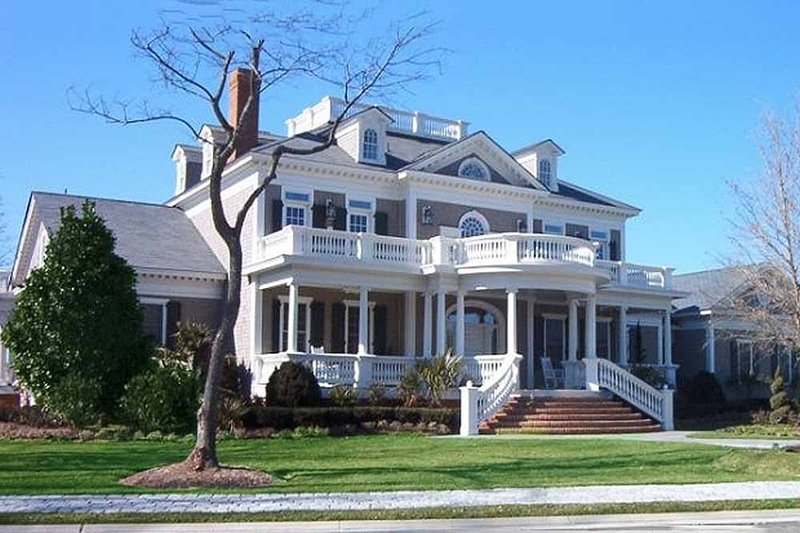 Home Plan - Southern Exterior - Front Elevation Plan #137-186