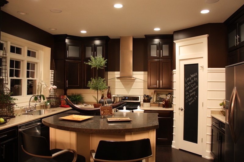 Architectural House Design - Interior - Kitchen for Traditional House Plan #20-2134 - 4 bed, 2.5 bath