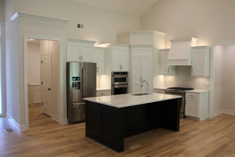 Dream House Plan - Interior - Kitchen for Traditional House Plan #20-2490 - 3 bed, 2.5 bath