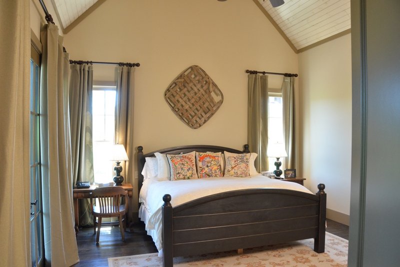 Home Plan - Interior - Bedroom for Farmhouse House Plan #54-522 - 3 bed, 3.5 bath