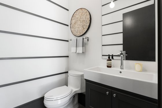 Interior - Bathroom for Prairie House Plan #935-23 - 3 bed, 3.5 bath