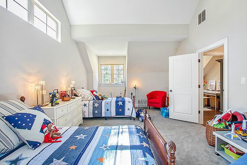 Home Plan - Interior - Bedroom 1 for Craftsman House Plan #17-2444 - 5 bed, 5.5 bath