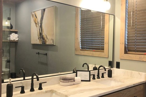 Photo 22 for Farmhouse House Plan #1109-12 - 5 bed, 5.5 bath