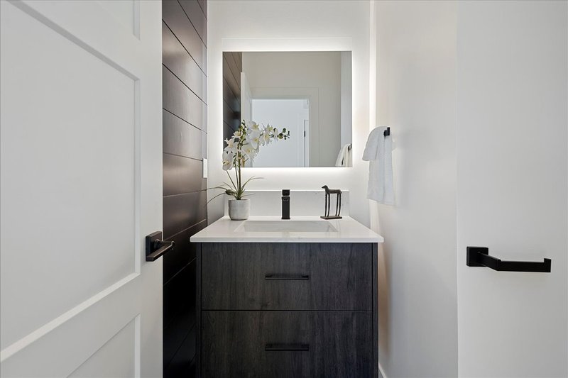 House Blueprint - Interior - Bathroom for Contemporary House Plan #1070-237 - 2 bed, 2.5 bath