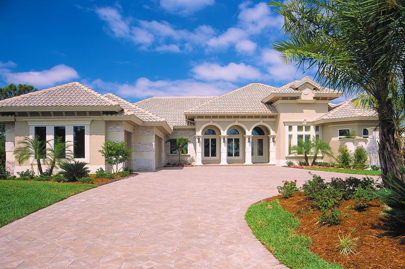 Dream House Plan - Mediterranean Exterior - Front Elevation Plan #930-291