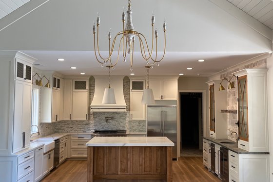 Interior - Dining Room for Farmhouse House Plan #437-125 - 4 bed, 3.5 bath