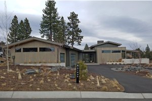 Exterior - Front Elevation 6 for Contemporary House Plan #892-22 - 3 bed, 3.5 bath