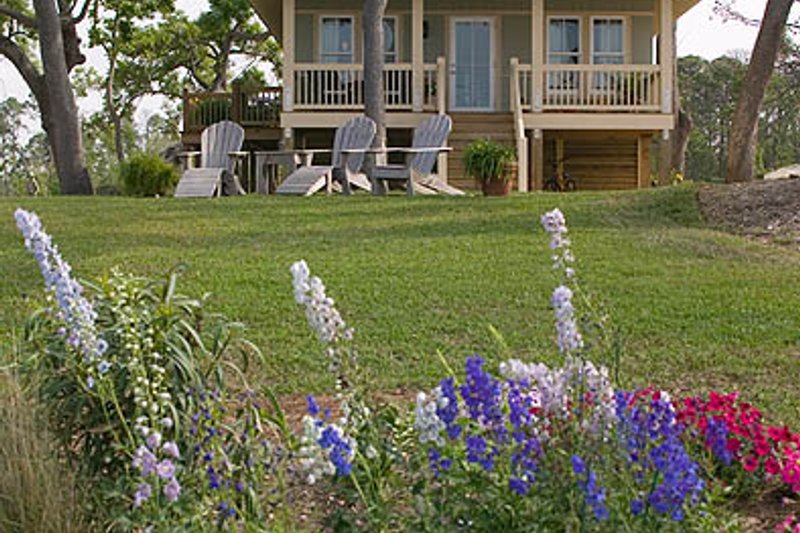 House Plan Design - Exterior - Front Elevation 4 for Beach House Plan #536-2 - 2 bed, 1 bath