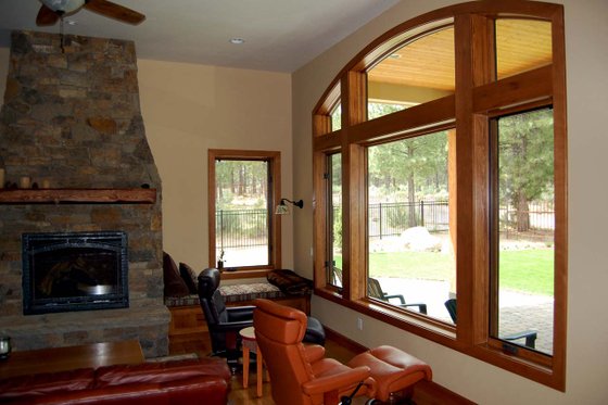 Interior - Other 2 for Craftsman House Plan #895-16 - 3 bed, 4 bath