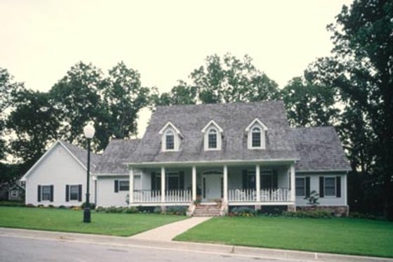 Exterior - Front Elevation for Southern House Plan #52-116 - 4 bed, 4 bath