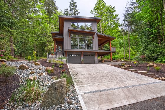 Exterior - Front Elevation 1 for Contemporary House Plan #1070-7 - 3 bed, 3 bath