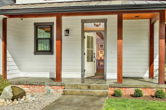 Exterior - Covered Porch for Farmhouse House Plan #1070-16 - 3 bed, 2.5 bath