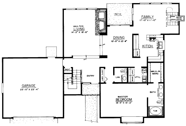 Traditional Floor Plan - Main Floor Plan #303-114