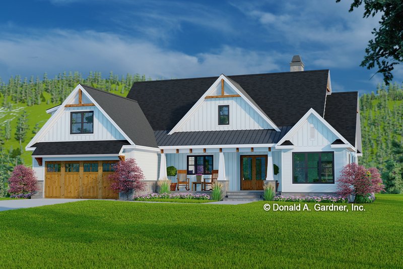 House Design - Farmhouse Exterior - Front Elevation Plan #929-1099