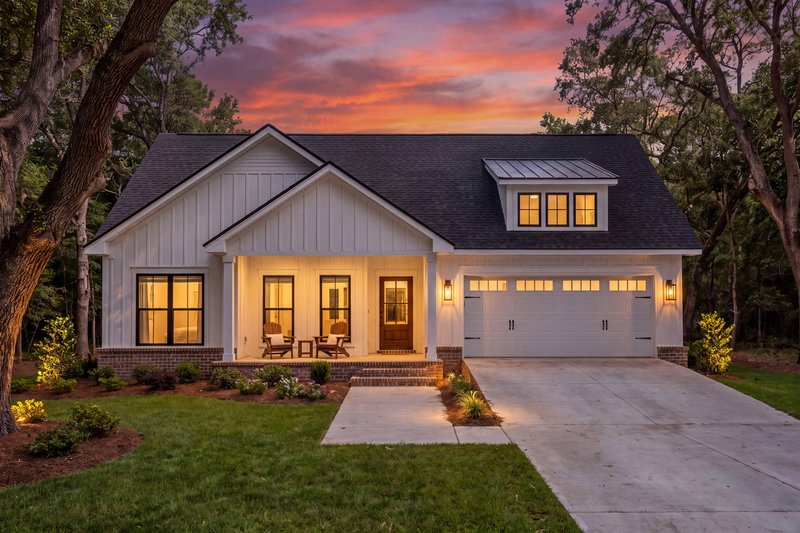 House Blueprint - Exterior - Front Elevation 5 for Farmhouse House Plan #430-452 - 3 bed, 2 bath
