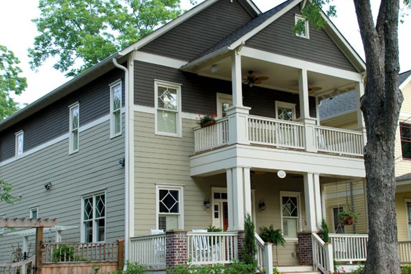 House Design - Exterior - Front Elevation for Craftsman House Plan #461-34 - 4 bed, 3 bath