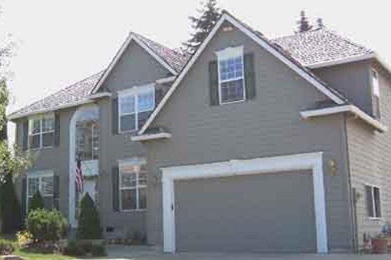 Exterior - Front Elevation for Colonial House Plan #130-139 - 4 bed, 3.5 bath
