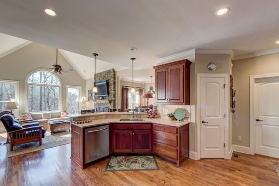 Interior - Kitchen for Traditional House Plan #437-118 - 4 bed, 3.5 bath