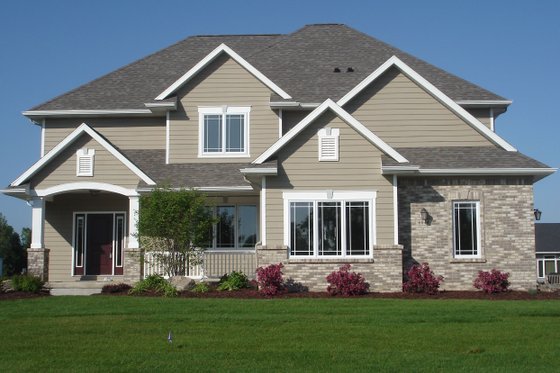 Exterior - Front Elevation 3 for Traditional House Plan #20-2095 - 4 bed, 2.5 bath