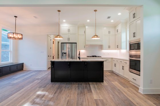 Interior - Kitchen for Cottage House Plan #430-117 - 4 bed, 2.5 bath