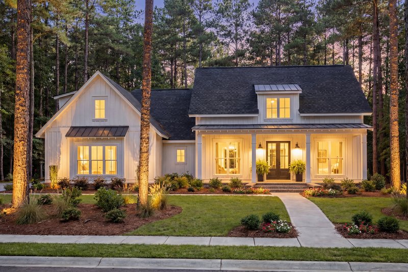 Architectural House Design - Exterior - Front Elevation 8 for Farmhouse House Plan #430-164 - 3 bed, 2 bath