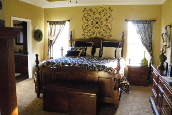 Photo 4 for Traditional House Plan #21-334 - 3 bed, 2 bath