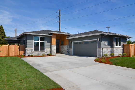 Photo 1 for Prairie House Plan #124-1065 - 3 bed, 2 bath