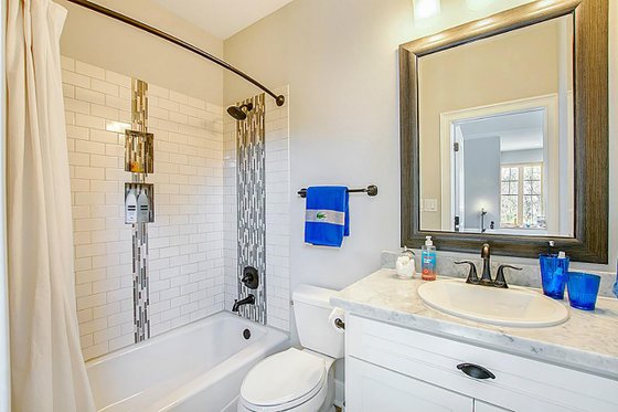 Interior - Bathroom for Craftsman House Plan #17-2444 - 5 bed, 5.5 bath