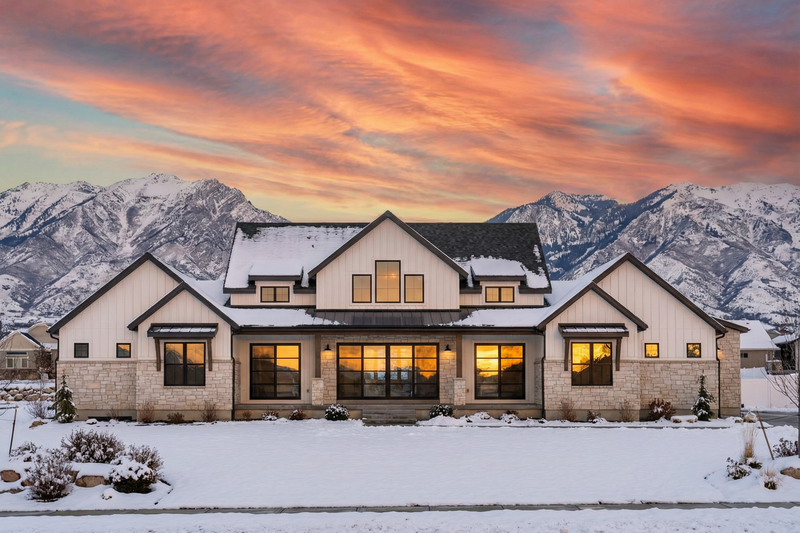 House Design - Exterior - Front Elevation 4 for Farmhouse House Plan #1096-31 - 4 bed, 4.5 bath