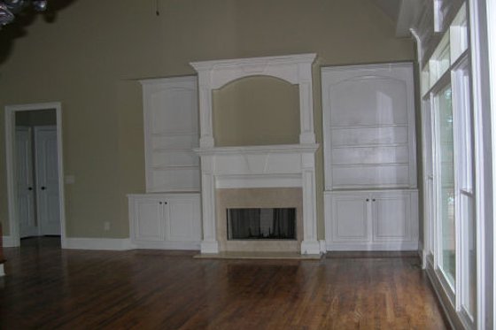 Photo 6 for Traditional House Plan #437-37 - 4 bed, 3.5 bath