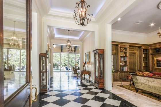 Interior - Entry for Colonial House Plan #1058-222 - 4 bed, 5.5 bath