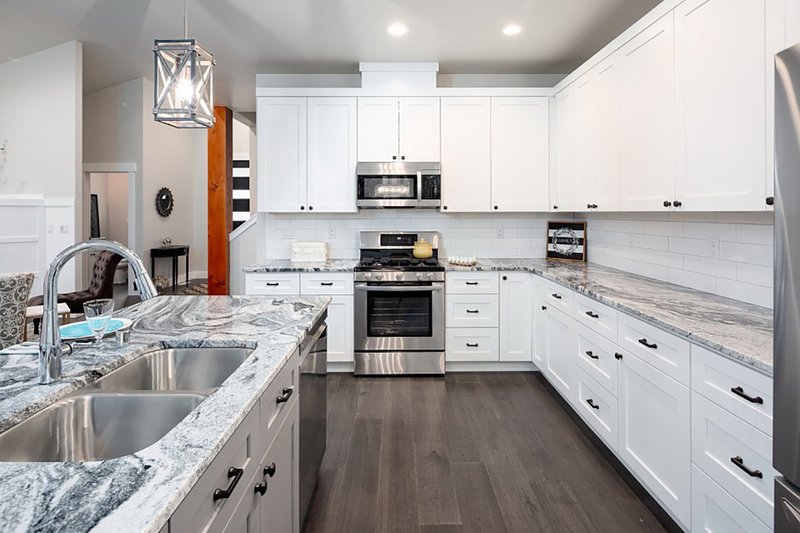Architectural House Design - Interior - Kitchen 2 for Contemporary House Plan #1070-30 - 3 bed, 2.5 bath