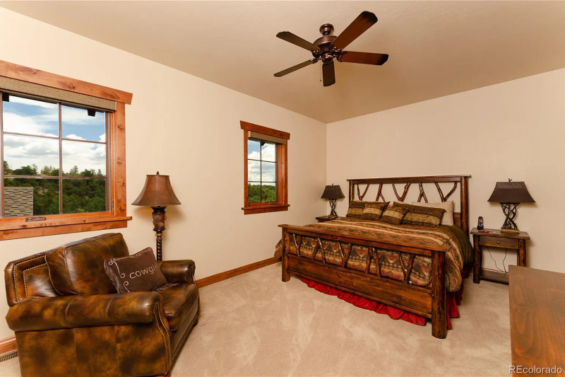 House Blueprint - Photo 14 for Traditional House Plan #942-65 - 3 bed, 2.5 bath