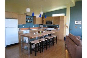 Interior - Kitchen for Contemporary House Plan #519-1 - 4 bed, 2.5 bath