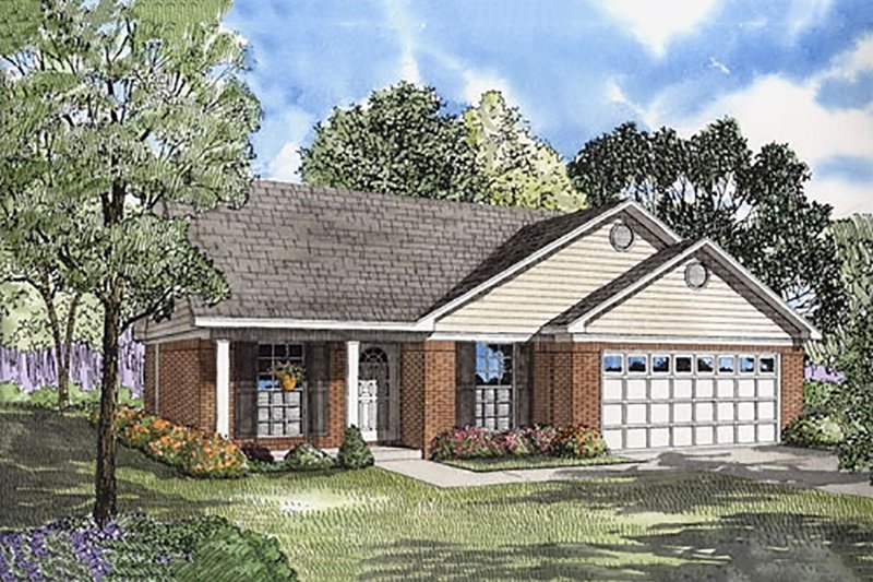 Dream House Plan - Traditional Exterior - Front Elevation Plan #17-582