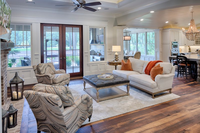 House Design - Interior - Family Room 1 for Farmhouse House Plan #928-412 - 3 bed, 3.5 bath