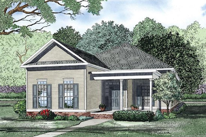 House Blueprint - Traditional Exterior - Front Elevation Plan #17-2421