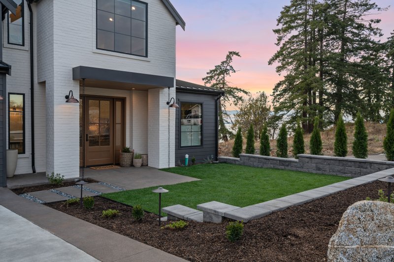 House Design - Photo 7 for Contemporary House Plan #1070-193 - 4 bed, 3.5 bath