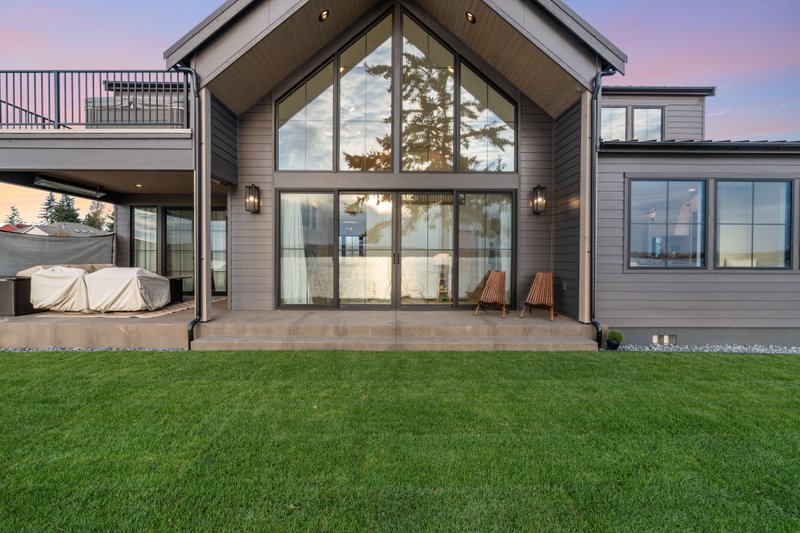 House Design - Photo 1 for Contemporary House Plan #1070-193 - 4 bed, 3.5 bath