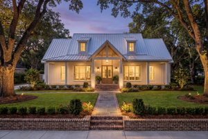 Dream House Plan - Farmhouse Exterior - Front Elevation Plan #430-422