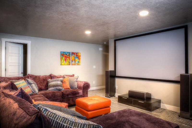 Home Plan - Optional LL Family Room