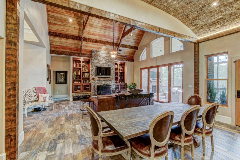 Home Plan - Interior - Dining Room for Craftsman House Plan #54-491 - 5 bed, 4.5 bath
