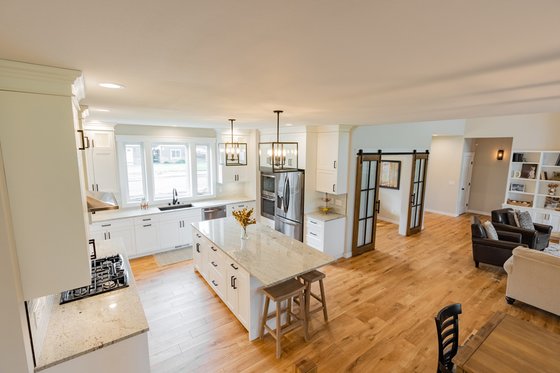 Interior - Other 9 for Farmhouse House Plan #1070-42 - 4 bed, 3.5 bath