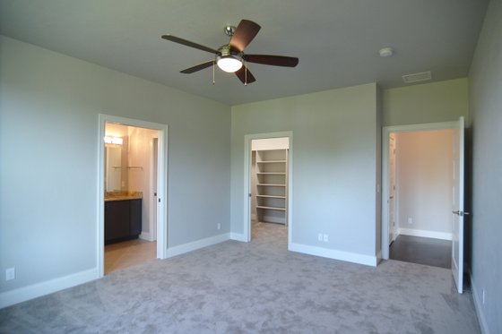 Interior - Master Bedroom for Prairie House Plan #124-1065 - 3 bed, 2 bath