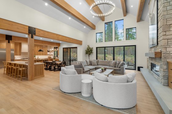 Interior - Family Room 2 for Craftsman House Plan #892-46 - 5 bed, 5.5 bath