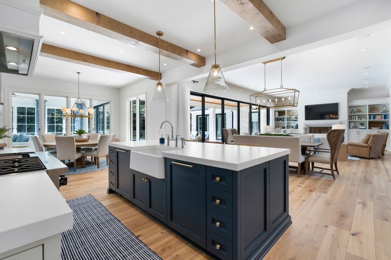 House Plan Design - Interior - Family Room for Farmhouse House Plan #928-383 - 4 bed, 4.5 bath