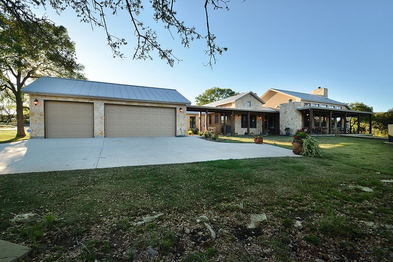 Architectural House Design - Modern design, Ranch style home, elevation photo