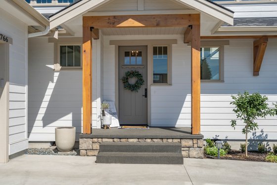 Photo 42 for Craftsman House Plan #1070-131 - 3 bed, 2.5 bath