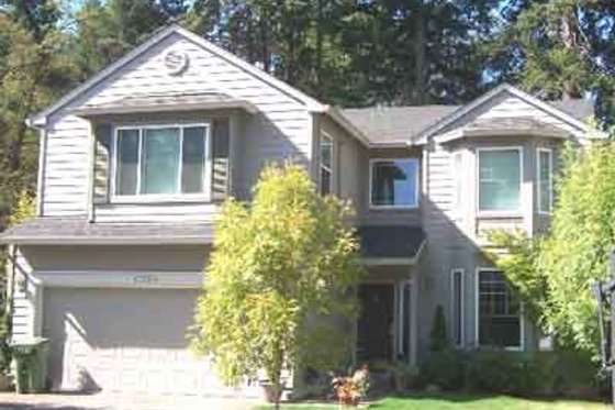 Exterior - Front Elevation for Traditional House Plan #130-108 - 3 bed, 2.5 bath